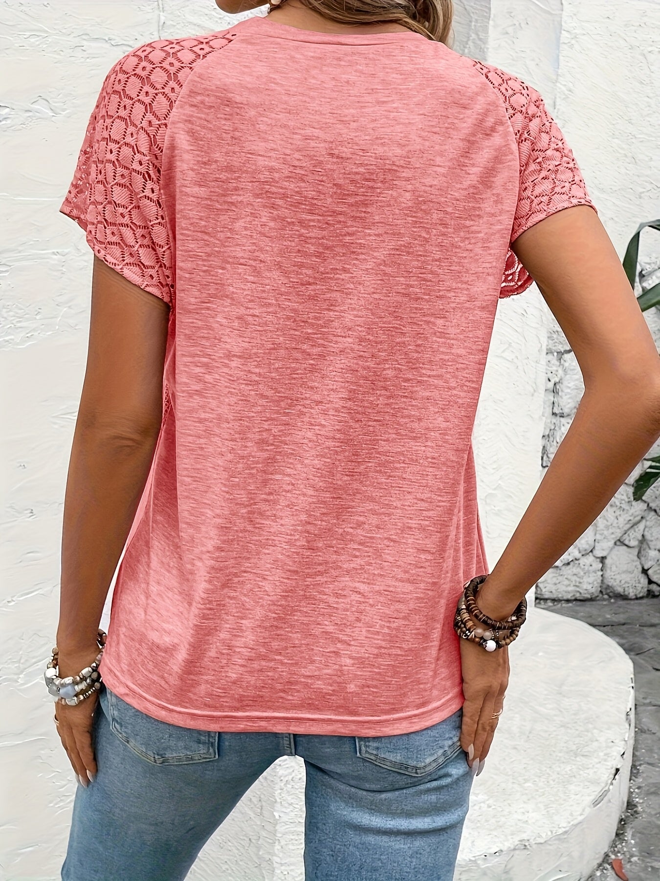 Noor & June™ | Elegante Blouse met ronde hals en kanten mouwen | Nancy