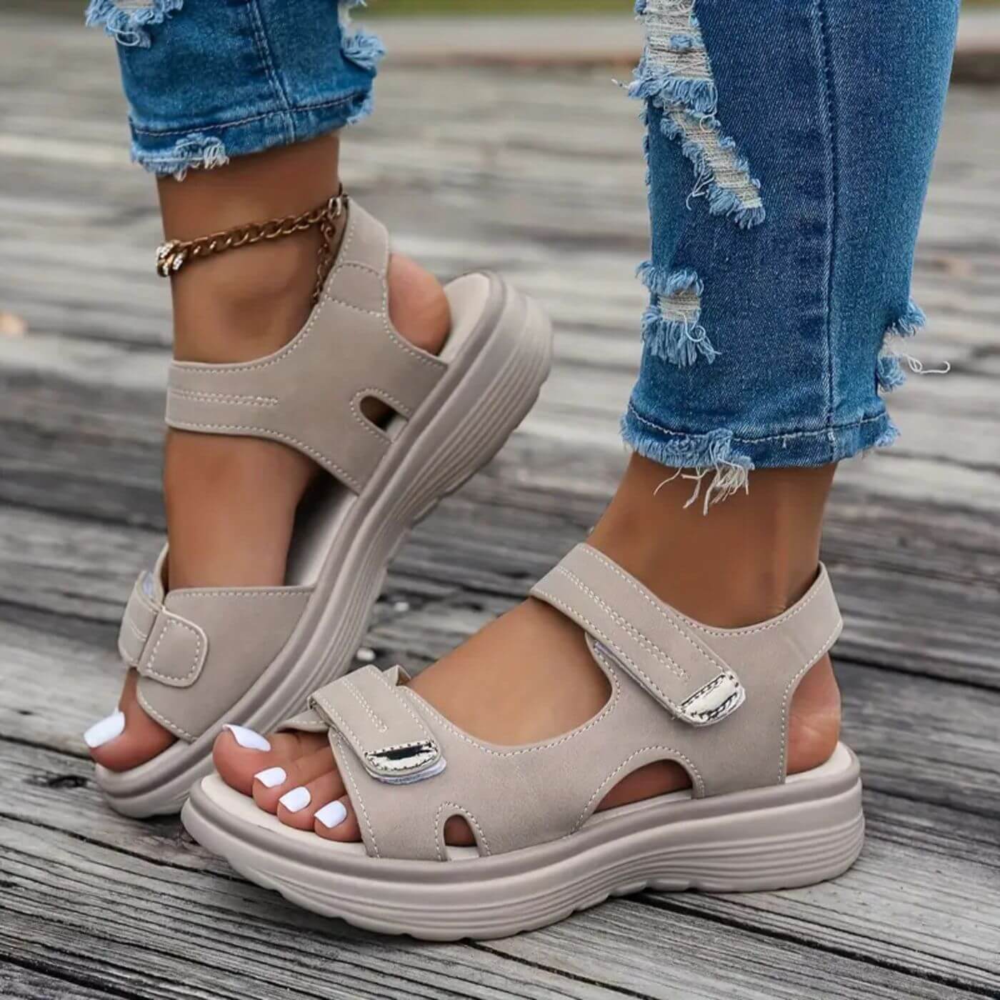 Noor & June™ | Comfortabele sandalen met sleehak en enkelbandje