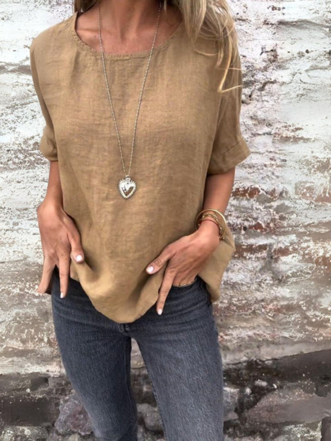 Noor & June™ | Essential T-Shirt | Primero